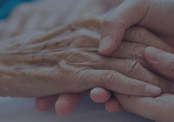 Les massages améliorent la santé physique et le bien-être émotionnel en favorisant la relaxation et une meilleure circulation.